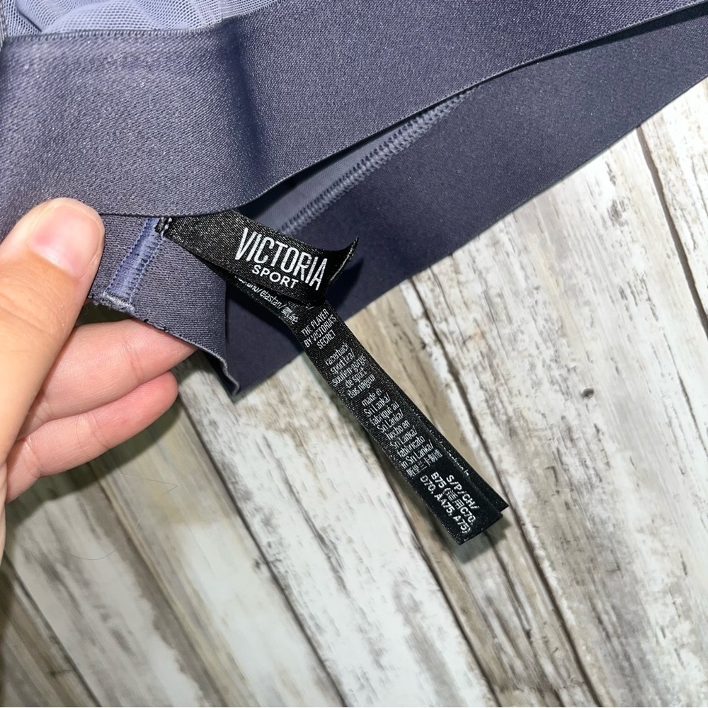 Victoria Sport Graphic Sports Bra - Picture 5 of 5